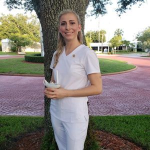 Meet your Posher, Samantha